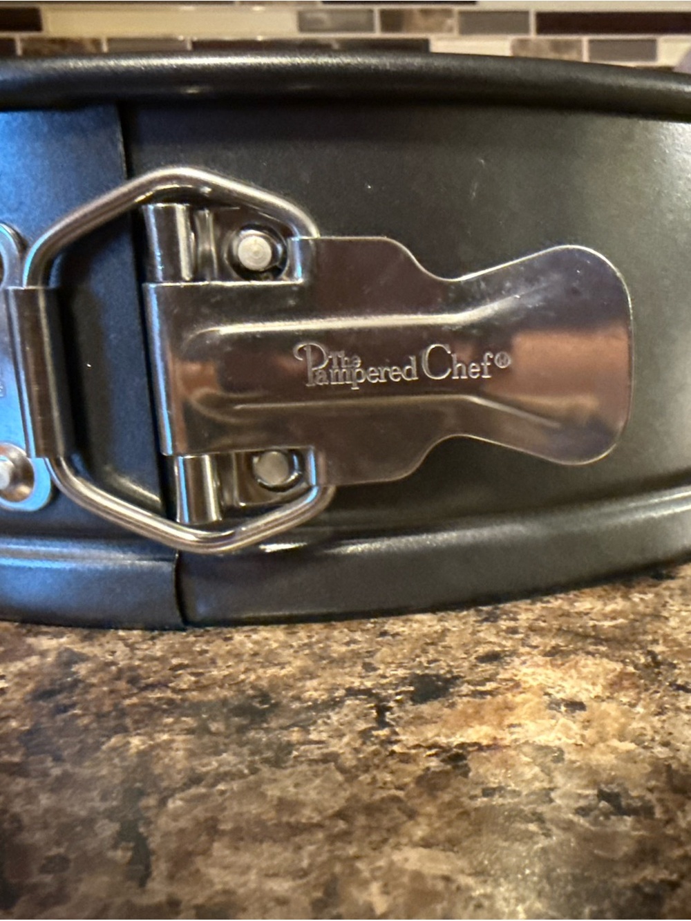 The Pampered Chef Black Springform Pan with Silver Clasp